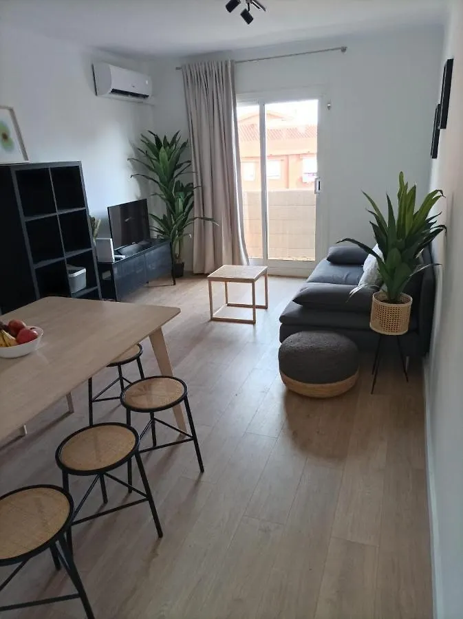 Apartamento Cool! 5' To Metro. 15' To Center/Beach By Metro. Santa Coloma de Gramenet