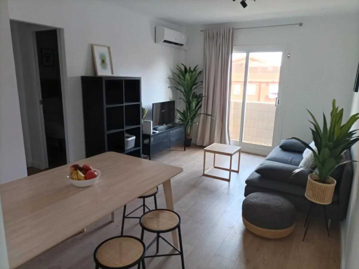Cool! 5' To Metro. 15' To Center/Beach By Metro. Santa Coloma de Gramenet Apartamento