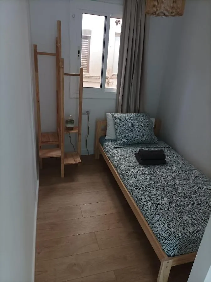 Apartamento Cool! 5' To Metro. 15' To Center/Beach By Metro. Santa Coloma de Gramenet